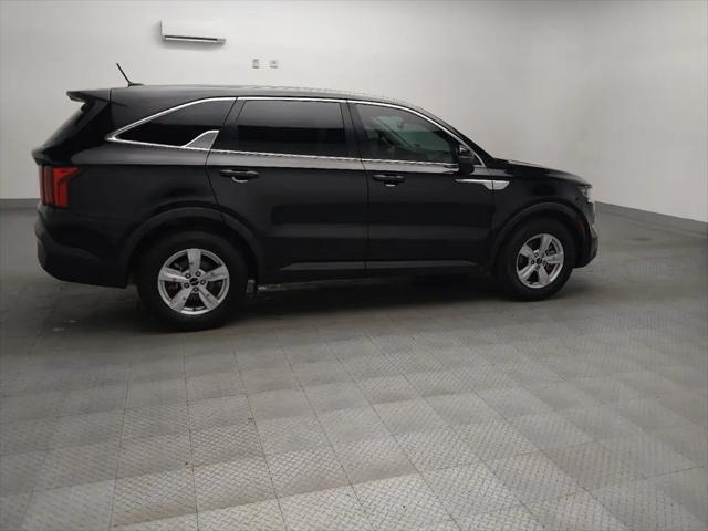 2022 Kia Sorento LX