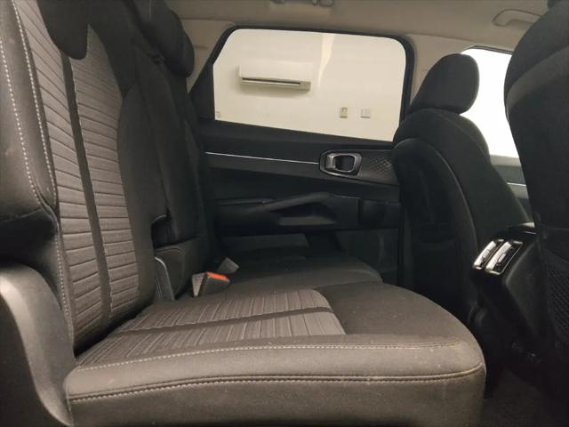 2022 Kia Sorento LX