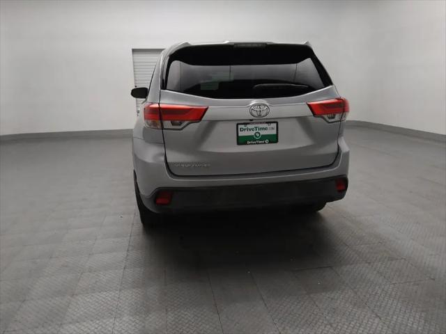 2019 Toyota Highlander LE