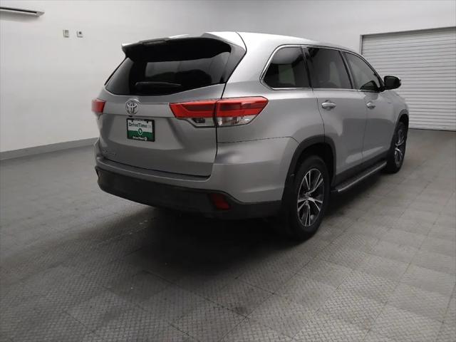 2019 Toyota Highlander LE