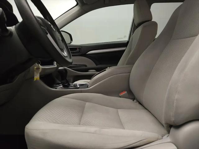 2019 Toyota Highlander LE