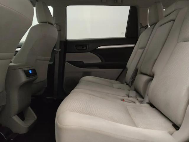 2019 Toyota Highlander LE