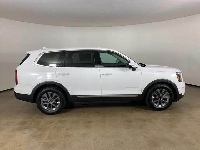 2023 Kia Telluride LX