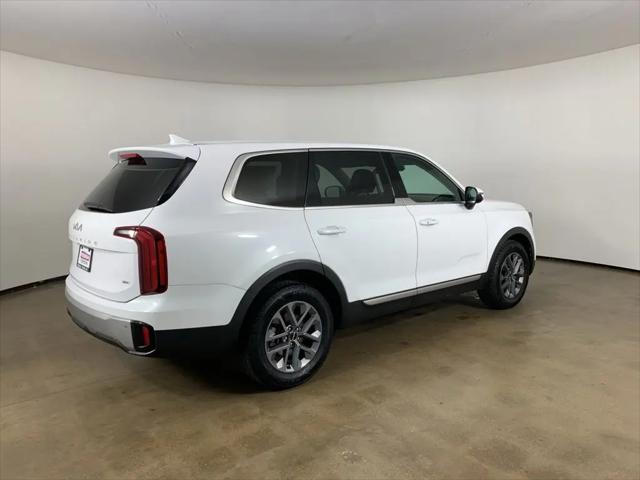 2023 Kia Telluride LX