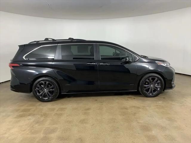 2022 Toyota Sienna XSE