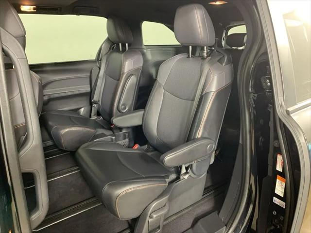 2022 Toyota Sienna XSE