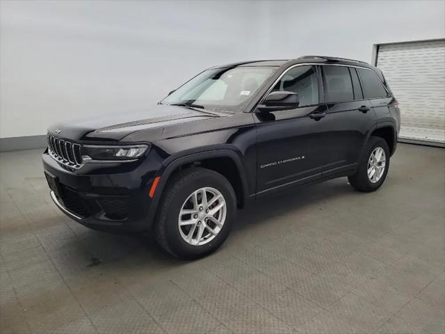 2023 Jeep Grand Cherokee Laredo 4x4