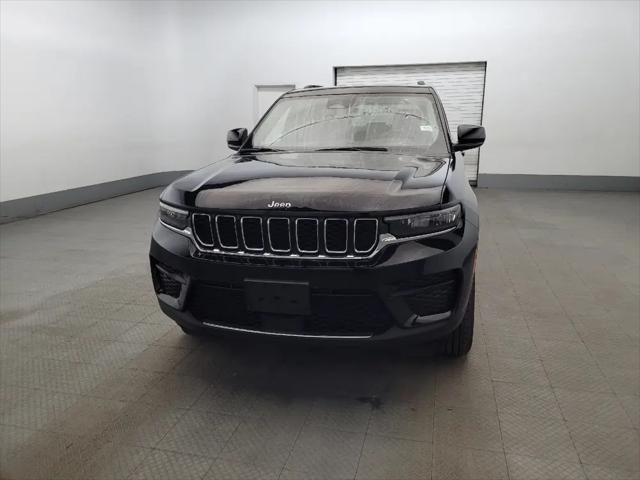 2023 Jeep Grand Cherokee Laredo 4x4