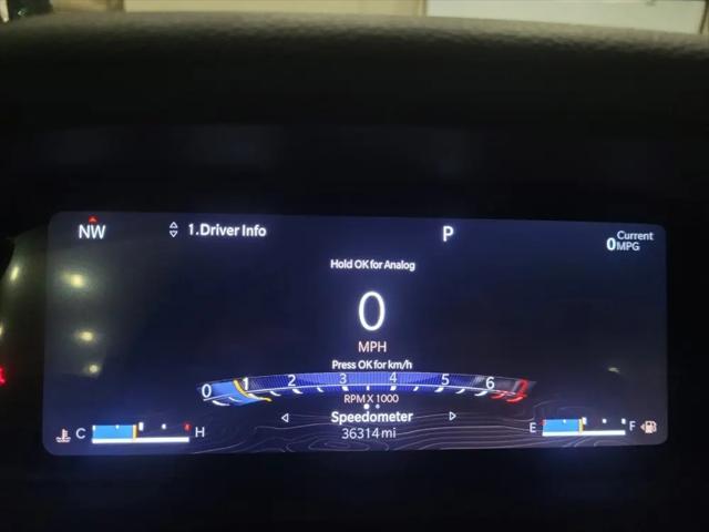 2023 Jeep Grand Cherokee Laredo 4x4
