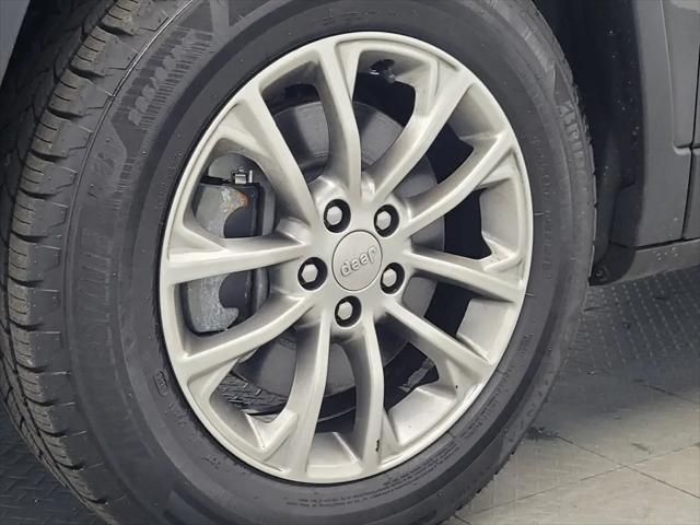 2022 Jeep Cherokee Latitude Lux 4x4