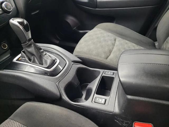 2022 Nissan Rogue Sport SV FWD Xtronic CVT