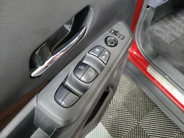 2022 Nissan Kicks SR Xtronic CVT