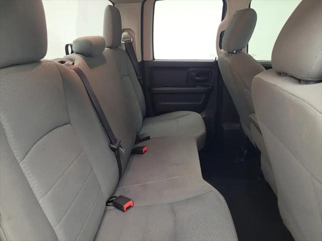 2017 Ram 1500 Express Quad Cab 4x4 6'4" Box