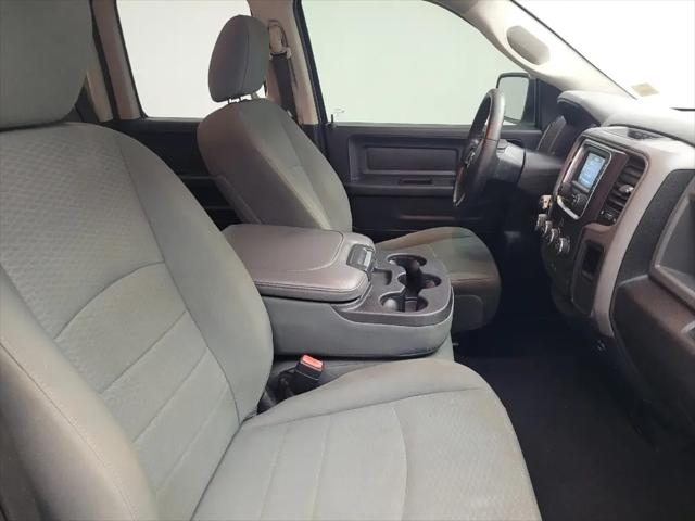 2017 Ram 1500 Express Quad Cab 4x4 6'4" Box