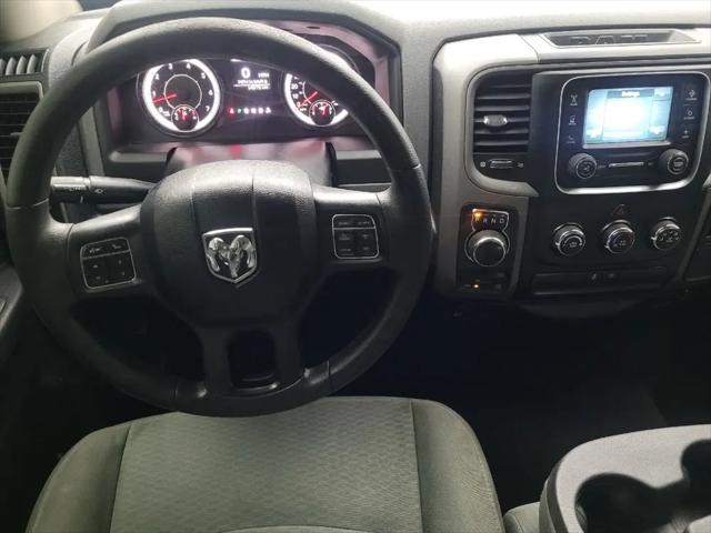 2017 Ram 1500 Express Quad Cab 4x4 6'4" Box