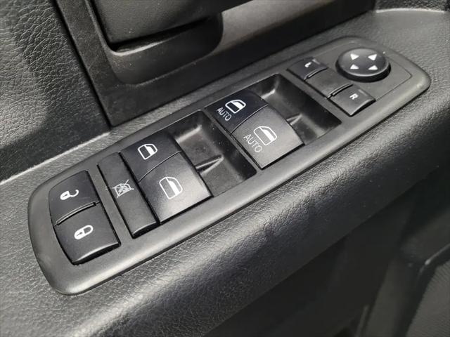 2017 Ram 1500 Express Quad Cab 4x4 6'4" Box