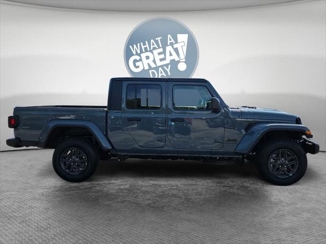 2026 Jeep Gladiator GLADIATOR SPORT S 4X4 2026 Jeep Gladiator GLADIATOR SPORT S 4X4