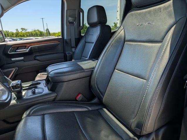 2023 GMC Sierra 1500 4WD Crew Cab Short Box Denali