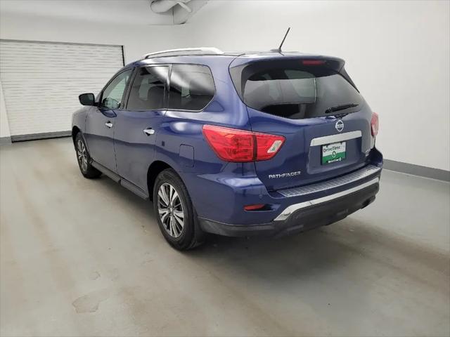 2017 Nissan Pathfinder SV