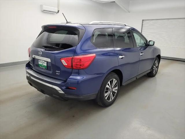 2017 Nissan Pathfinder SV