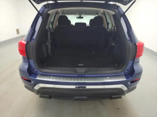 2017 Nissan Pathfinder SV