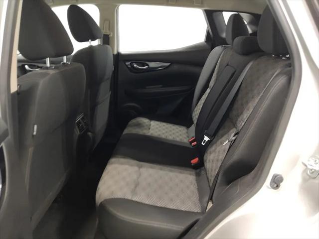 2017 Nissan Rogue Sport SV
