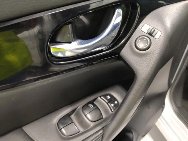 2017 Nissan Rogue Sport SV