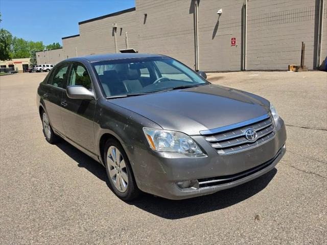 2006 Toyota Avalon XLS for sale in Maplewood, MN
