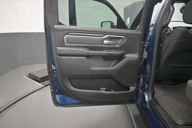 2022 Ram 1500 Big Horn Crew Cab 4x4 5'7" Box