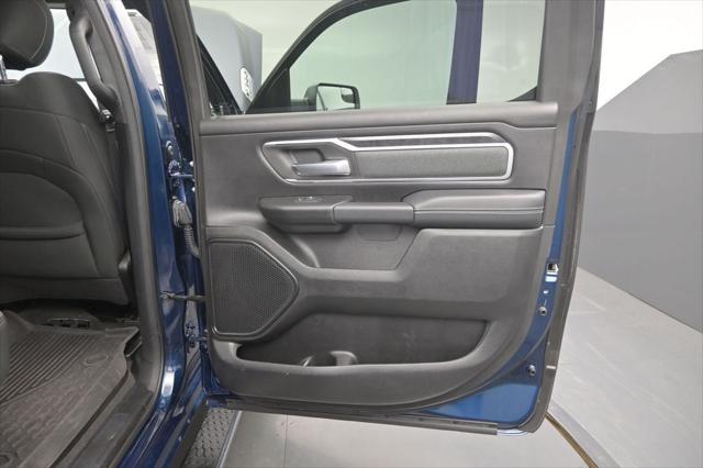 2022 Ram 1500 Big Horn Crew Cab 4x4 5'7" Box