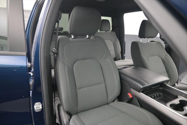 2022 Ram 1500 Big Horn Crew Cab 4x4 5'7" Box