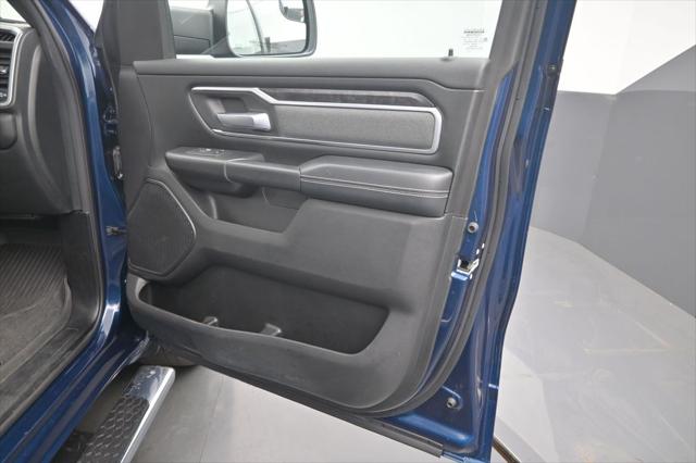 2022 Ram 1500 Big Horn Crew Cab 4x4 5'7" Box