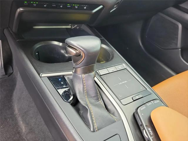 2019 Lexus UX 200 Luxury