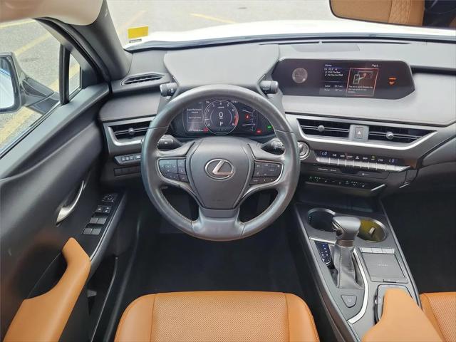 2019 Lexus UX 200 Luxury