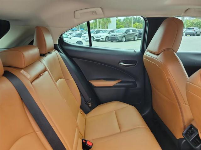 2019 Lexus UX 200 Luxury