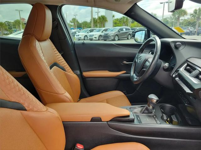 2019 Lexus UX 200 Luxury