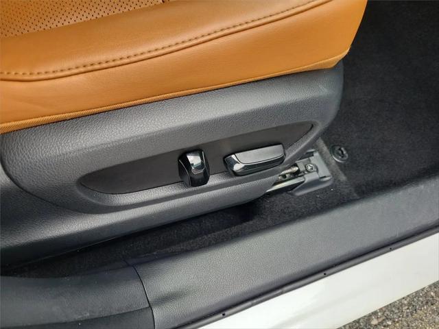 2019 Lexus UX 200 Luxury