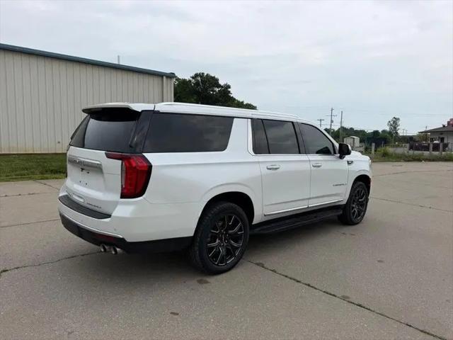 2023 GMC Yukon XL 4WD Denali