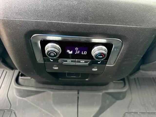 2023 GMC Yukon XL 4WD Denali