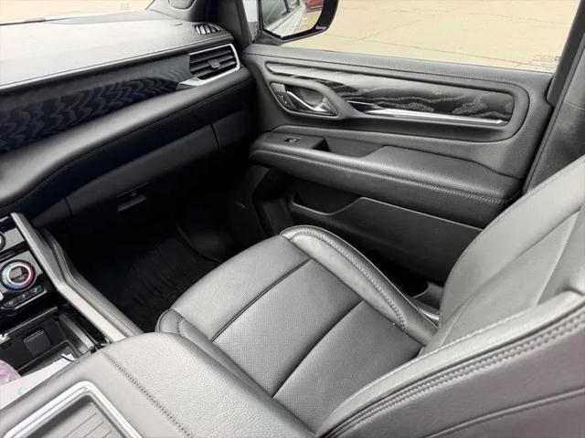 2023 GMC Yukon XL 4WD Denali