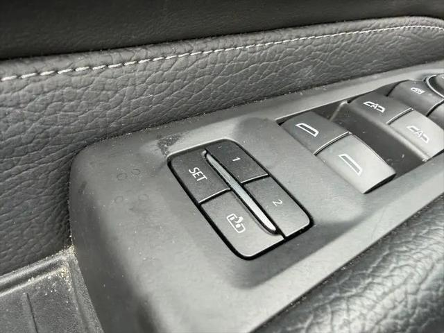 2023 GMC Yukon XL 4WD Denali