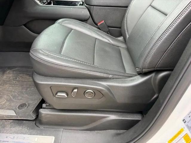 2023 GMC Yukon XL 4WD Denali