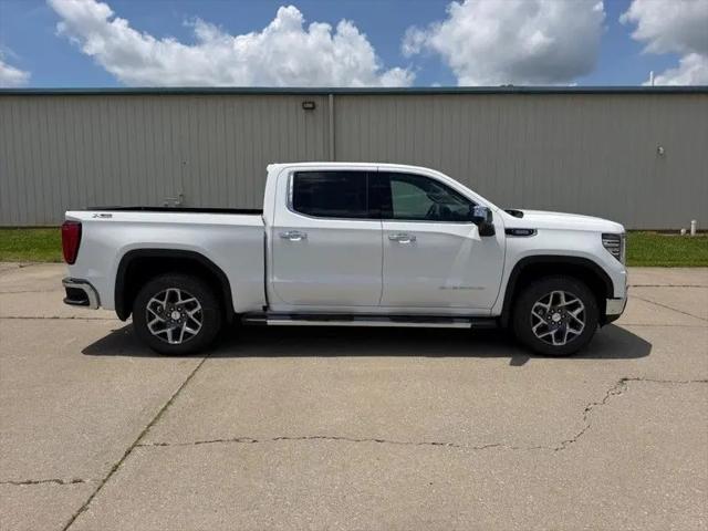 2026 GMC Sierra 1500 Crew Cab, Short Bed, SLT, 4WD