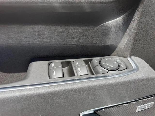 2026 GMC Sierra 1500 Crew Cab, Short Bed, SLT, 4WD