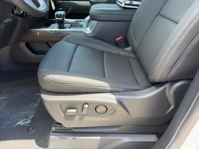 2026 GMC Sierra 1500 Crew Cab, Short Bed, SLT, 4WD
