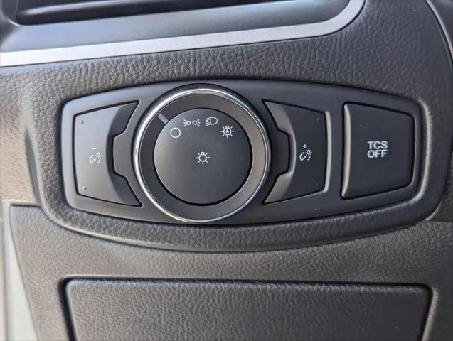 2022 Ford Edge SE