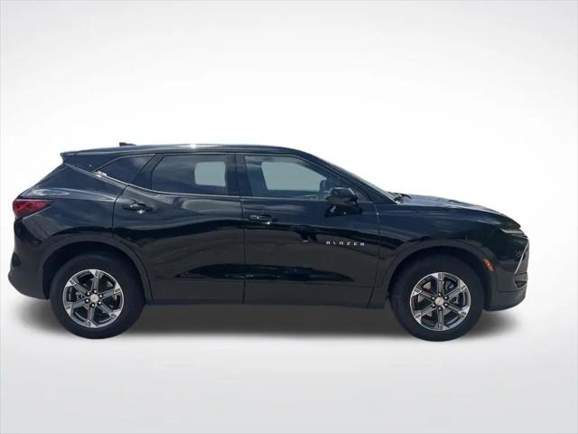 2025 Chevrolet Blazer AWD 2LT