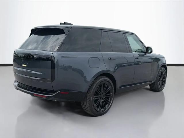 2026 Land Rover Range Rover P530 SE