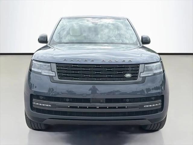 2026 Land Rover Range Rover P530 SE