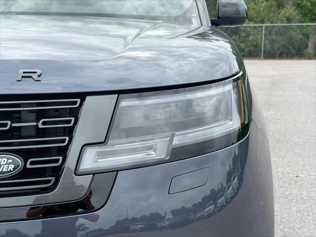 2026 Land Rover Range Rover P530 SE